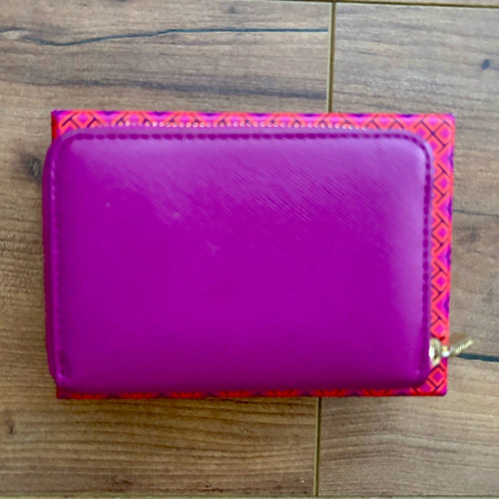 Tory Burch Purple/Pink Zip-Around Leather Key Pouch Wallet - Picture 2 of 9